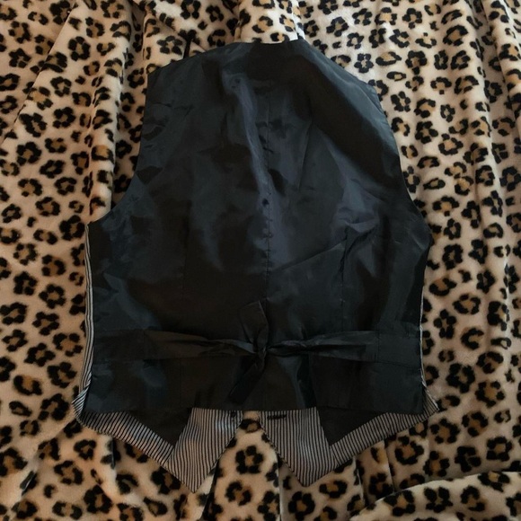 DKNY vest - Picture 5 of 5